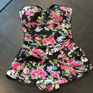 Shore Shapes Pin Up Colorful Floral Ruched Swimsuit One Piece Size 8​​​​​​​​​​